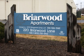 Briarwood Apartments in Jonesville, NC - Foto de edificio - Building Photo