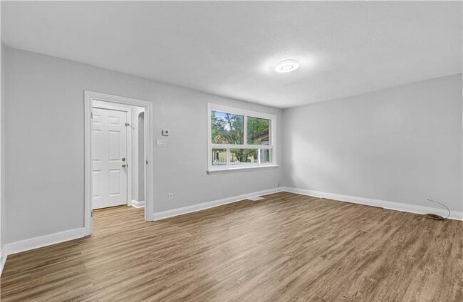 property at 462 Charlotte St
