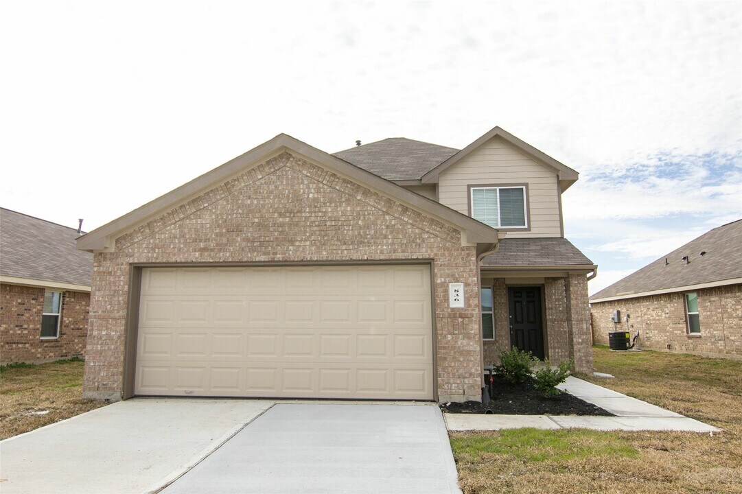 836 Canton Grass Ln in La Marque, TX - Building Photo