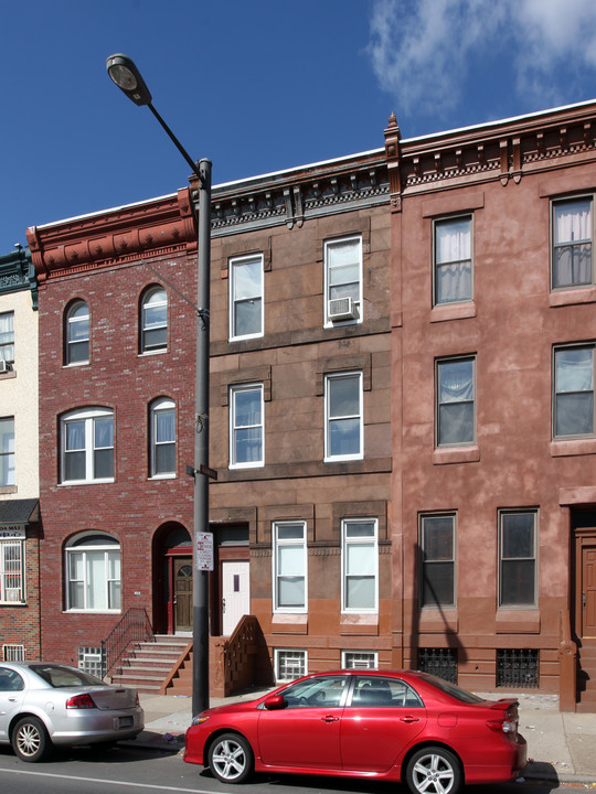 1528 S Broad St in Philadelphia, PA - Foto de edificio