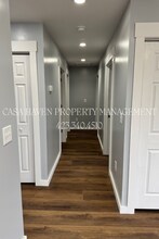 913 E Myrtle Ave-Unit -1 in Johnson City, TN - Building Photo - Building Photo