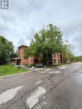 219-219 Main St N in Uxbridge, ON - Building Photo - Building Photo