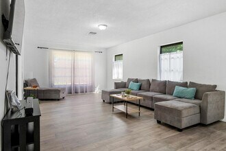919 Ave S SE in Winter Haven, FL - Building Photo - Building Photo