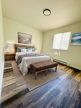 700 Mansfield Ct in Hartland, WI - Building Photo - Building Photo