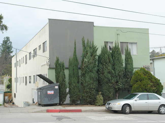 2355 Glendale Blvd in Los Angeles, CA - Building Photo - Building Photo