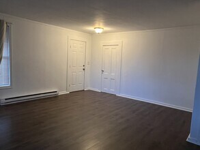 13803 Marlatt Rd S in Jefferson, OR - Building Photo - Building Photo