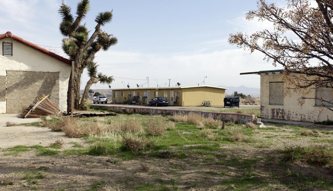 29867 Old Ca-58 in Barstow, CA - Building Photo - Building Photo