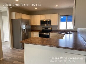 220 N 22nd Pl in Mesa, AZ - Building Photo - Building Photo
