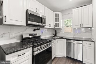 2504 N Water St in Philadelphia, PA - Building Photo - Building Photo