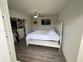 10397 SW 209th Ln in Cutler Bay, FL - Building Photo