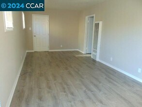 517 Richardson St in Martinez, CA - Building Photo - Building Photo