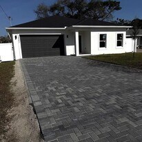 13277 Center Ave in Largo, FL - Building Photo