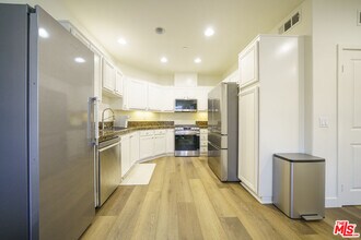 15413 Ashley Ct in Whittier, CA - Building Photo - Building Photo