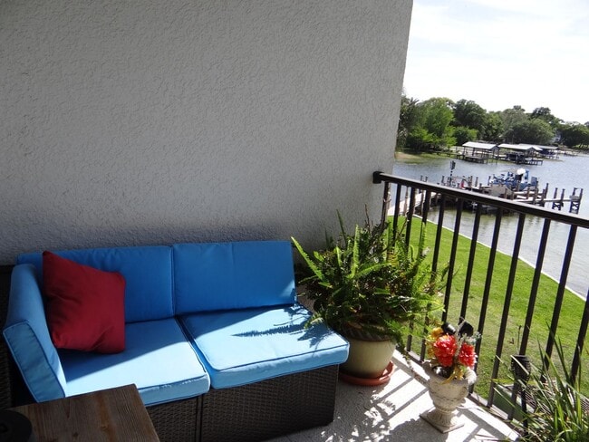 7824 Holiday Isle Cir in Belle Isle, FL - Building Photo - Building Photo