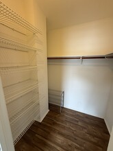 612 Victoria Ave, Unit B in Venice, CA - Foto de edificio - Building Photo