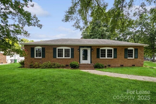 2510 O'Hara Dr in Charlotte, NC - Building Photo - Building Photo