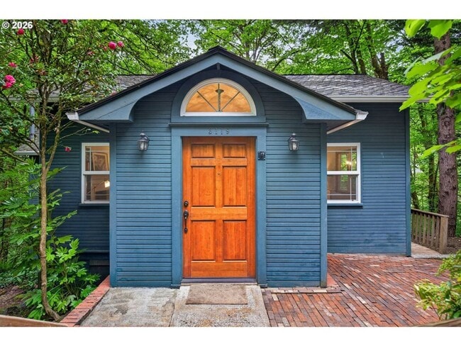 property at 3119 SW Dosch Rd