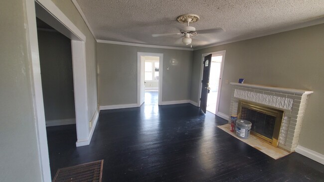 3805 S Harrison St in Amarillo, TX - Building Photo - Building Photo