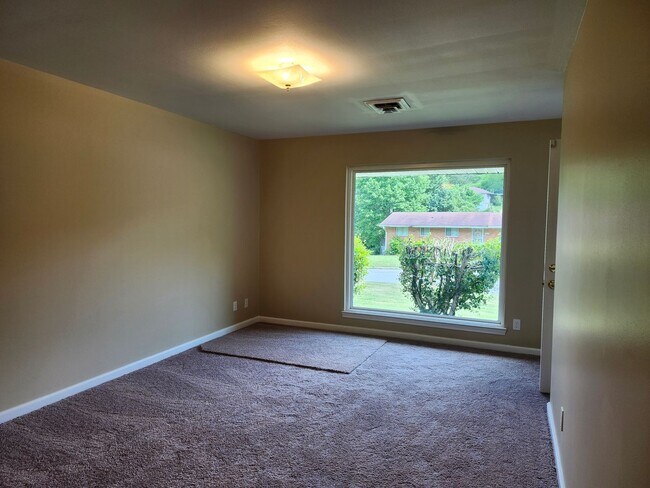 831 Darryl Ln in East Ridge, TN - Building Photo - Building Photo
