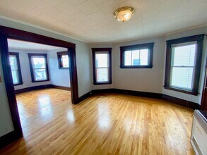 14 Loring St in Worcester, MA - Building Photo - Building Photo