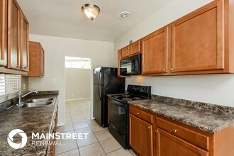 7902 E Scarlett St in Tucson, AZ - Building Photo - Building Photo