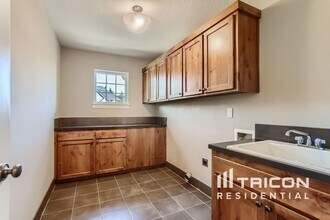 15100 SE Natalya St in Happy Valley, OR - Foto de edificio - Building Photo