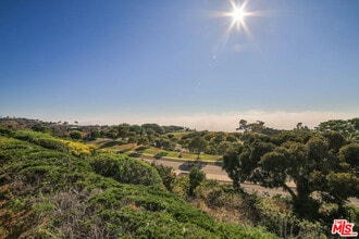 29303 Stadia Hill Ln in Rancho Palos Verdes, CA - Building Photo - Building Photo
