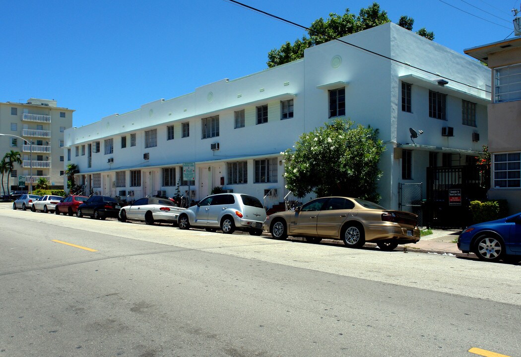 Bogart in Miami Beach, FL - Building Photo