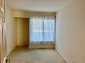 5 Stebbins Close in Ridgefield, CT - Building Photo - Building Photo