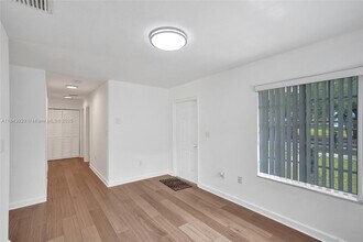 12254 SW 217th St in Miami, FL - Building Photo - Building Photo