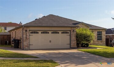 2203 Love Rd in Killeen, TX - Building Photo - Building Photo