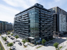 Eolia Appartements in Brossard, QC - Building Photo