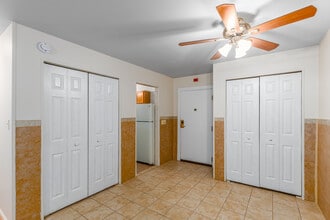 Baynard Apartments in Wilmington, DE - Foto de edificio - Interior Photo