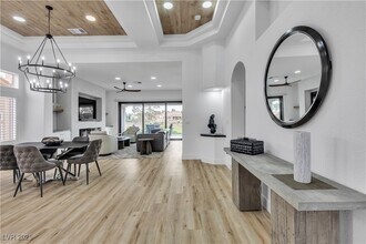 9513 Villa Ridge Dr in Las Vegas, NV - Building Photo - Building Photo