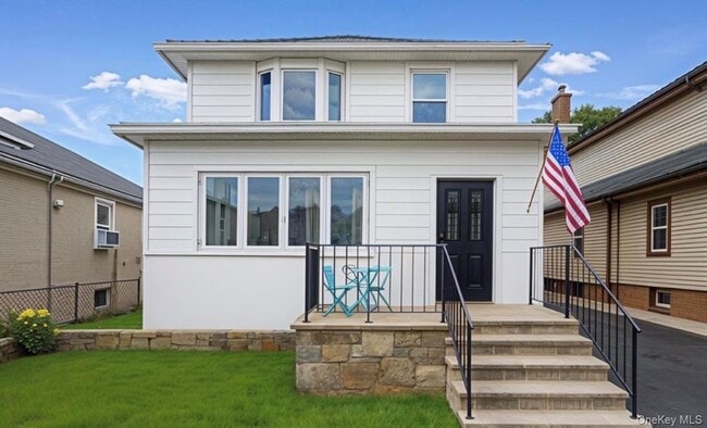 property at 28 Acorn Terrace