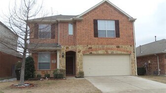 7105 Sugarplum Dr in Plano, TX - Building Photo