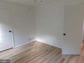 87A W Bluebell Ln in Mount Laurel, NJ - Building Photo - Building Photo
