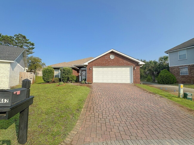 property at 462 Sandmore Shores Dr