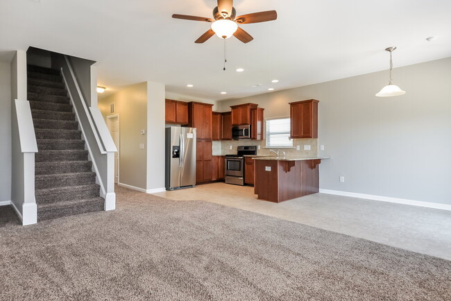 3605 Morman Springs Ln in Raleigh, NC - Foto de edificio - Building Photo