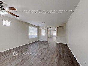 2813 S 101st Ave in Tolleson, AZ - Building Photo - Building Photo