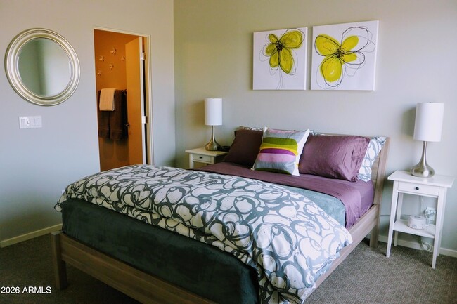 property at 516 E Ames Pl