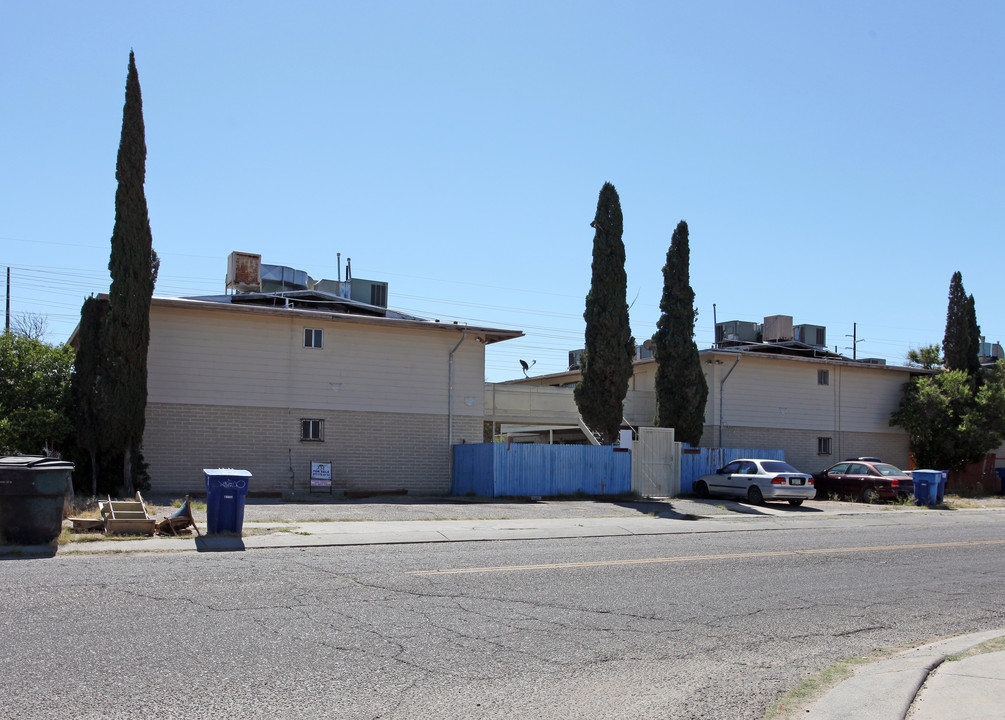 2131 S Winstel Ave in Tucson, AZ - Building Photo