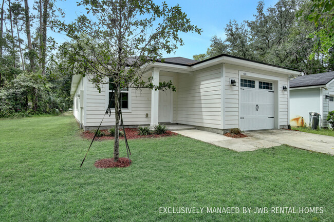 7450 Oriole St in Jacksonville, FL - Building Photo - Building Photo