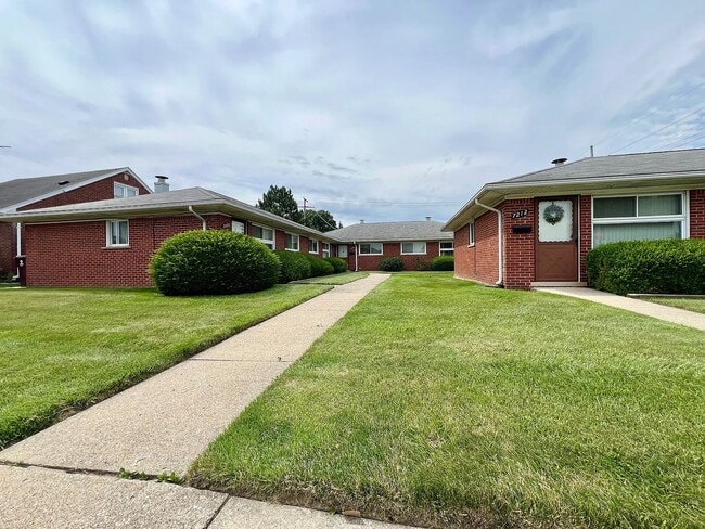 7212 Helen St in Center Line, MI - Building Photo - Building Photo