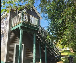2482 Bangs St in Marinette, WI - Building Photo - Building Photo