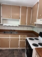 13001 Elm Ave in Laurinburg, NC - Building Photo - Building Photo