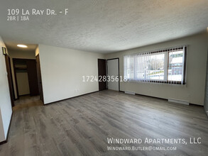 109 La Ray Dr-Unit -F in Butler, PA - Building Photo - Building Photo