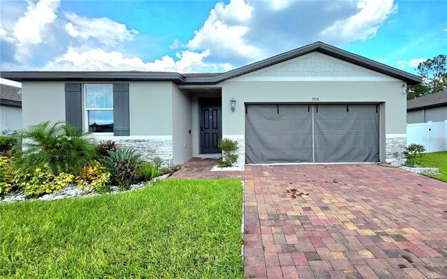 property at 706 Alta Vista Ct