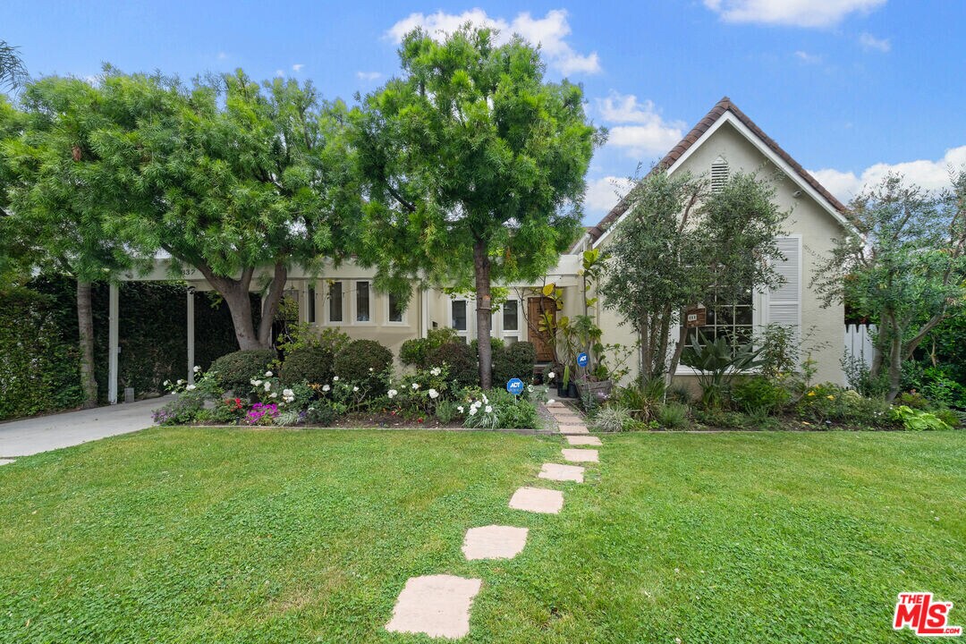 337 S Maple Dr in Beverly Hills, CA - Building Photo