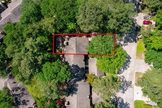 24 W Willowood Ct in Spring, TX - Building Photo - Building Photo